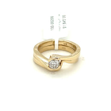 Load image into Gallery viewer, Half Bezel Yellow Gold Engagement Set

