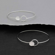 Load image into Gallery viewer, Sterling Silver Circle and Dot Hook and Eye Bracelet
