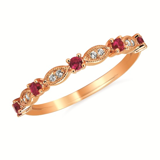 Ruby and Diamond Ring in Yellow Gold