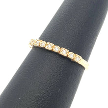 Load image into Gallery viewer, Yellow gold round and square pattern diamond ring
