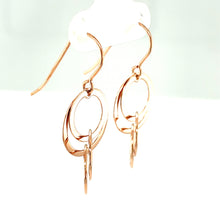 Load image into Gallery viewer, Rose Gold Dangling Circle Earrings
